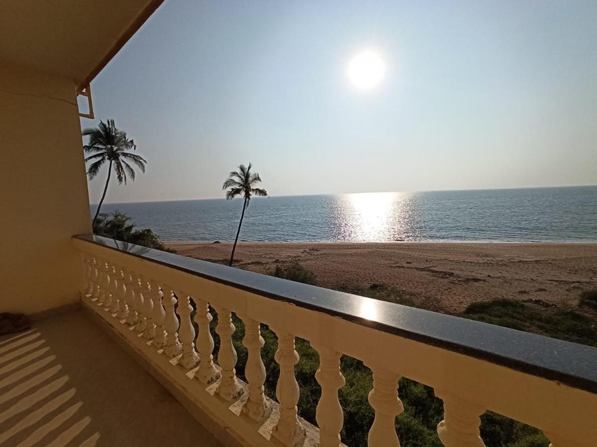 Saguntara Beach Homestay Vengurla Экстерьер фото