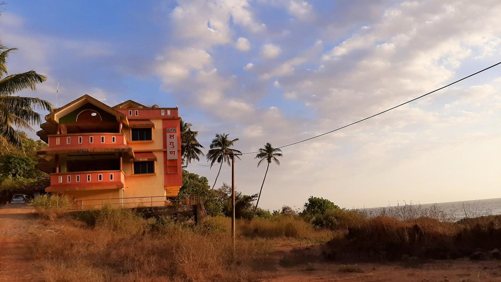 Saguntara Beach Homestay Vengurla Экстерьер фото